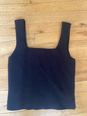 Reformation black ribbed tank top. Size medium